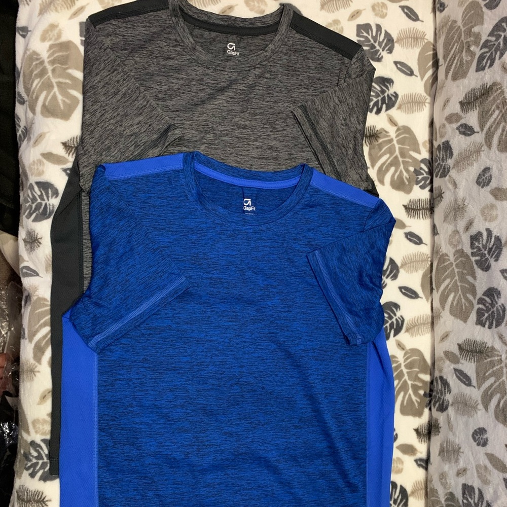 KIDS GAP FIT sweatshirts bundle